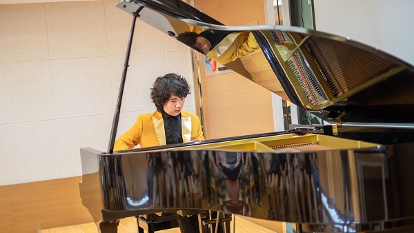 中音阶梯优秀学员骆一苇城在总部校区举办钢琴独奏音乐会