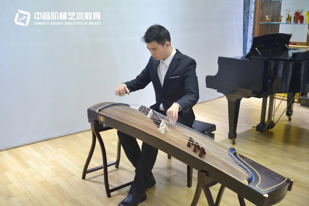 浙江音乐学院古筝专业好考吗？