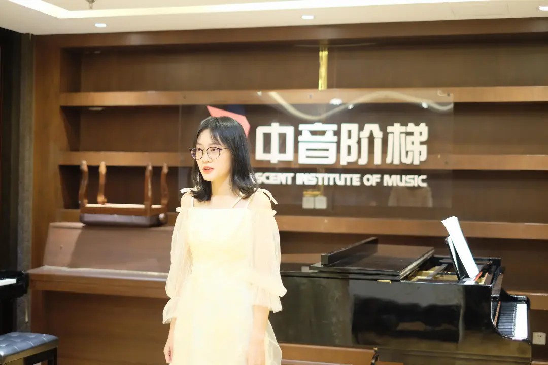 声乐主要学什么内容？什么人可以学习声乐?