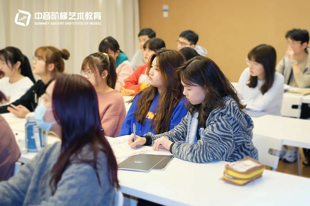 为什么要选择中音阶梯音乐学校来进行北京流行演唱高考辅导？