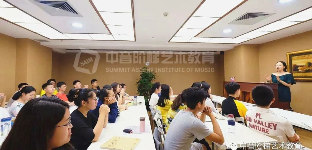 中国音乐学院培训内容有哪些？哪个音乐培训机构环境好？